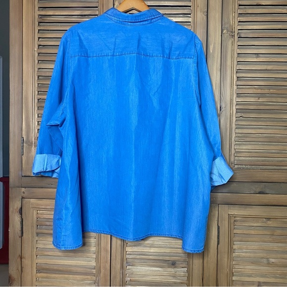 BLAIR Blue denimlite, floral embroidered convertible sleeve button down size 3XL - Picture 8 of 11